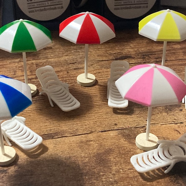 1 x Miniature beach parasol sunbed lounger cake topper decoration dollshouse