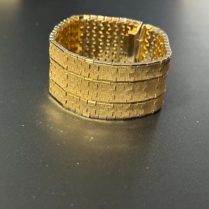 1970s articulated flat 18k gold plated cuff wrap bracelet 19.5cm long x 27mm wide Italian