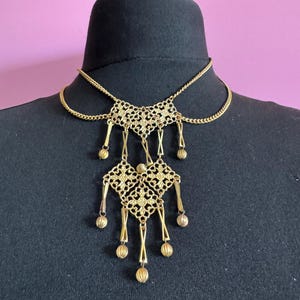 Mid century lightweight Eloxal aluminium gold tone bib drop necklace 50s 60s
