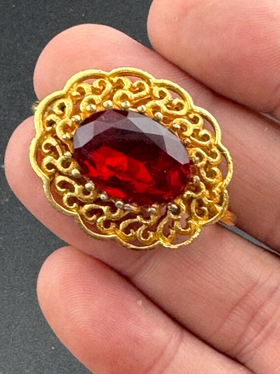Large oval statement Gold Tone Ruby glass cabocho… - image 3