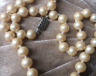 Vintage Ivory Glass Pearl Necklace knotted - Etsy