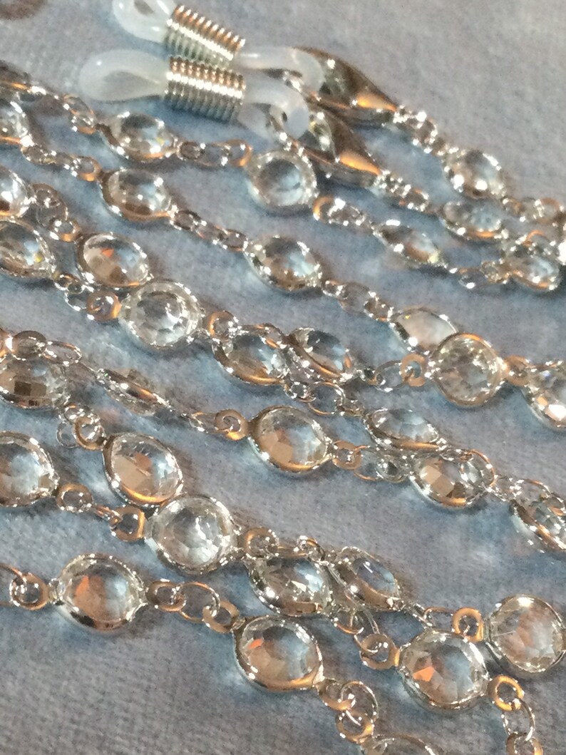Never lose your glasses sunglasses chain silver tone rivi\u00e8re bezel set clear crystal diamant\u00e9 Vintage retro style lanyard necklace chain