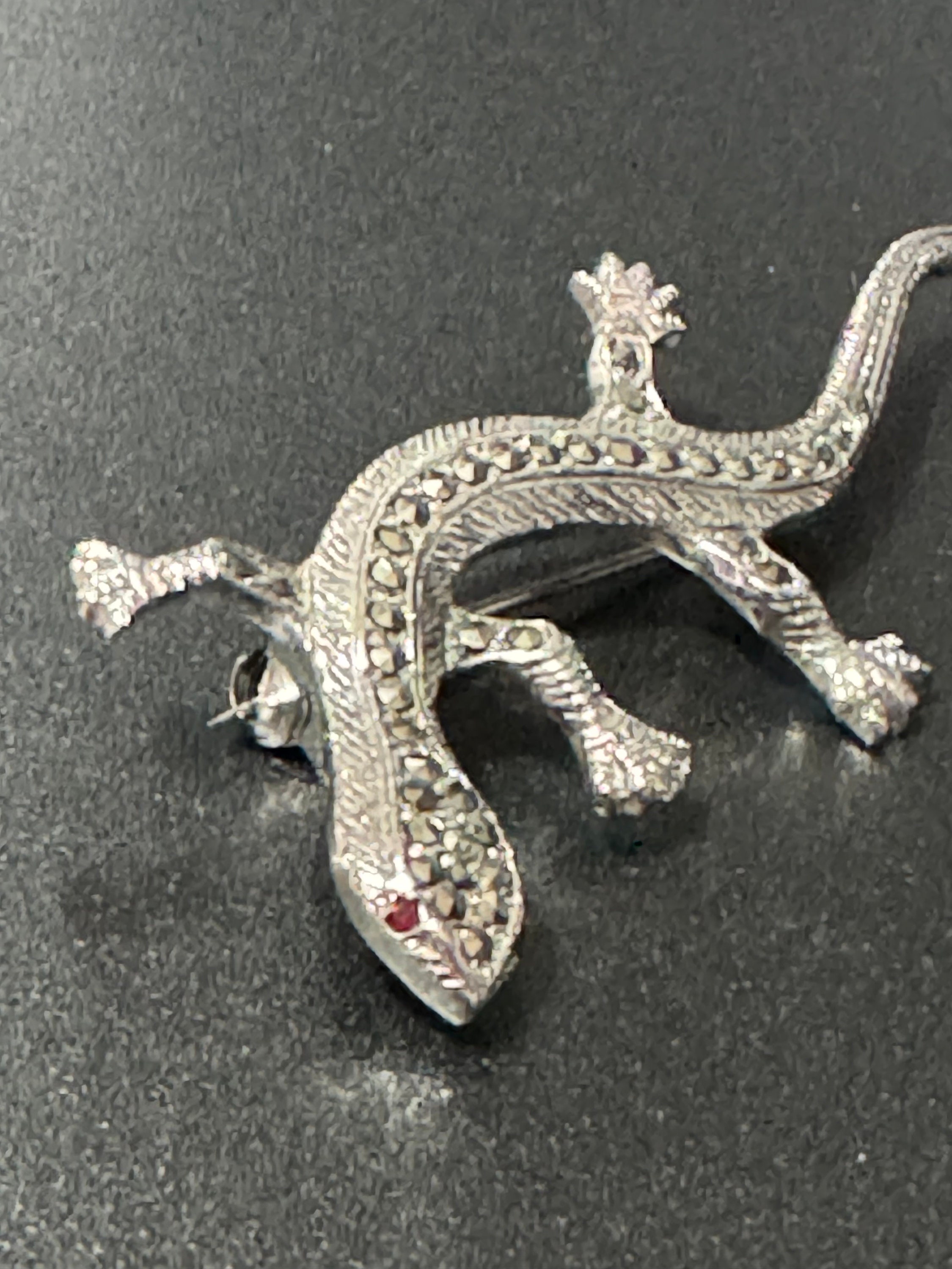 BRO72 Harpo silver brooch