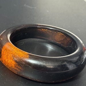 Brown faux tortoiseshell vintage chunky oversized wide acrylic plastic bangle bracelet