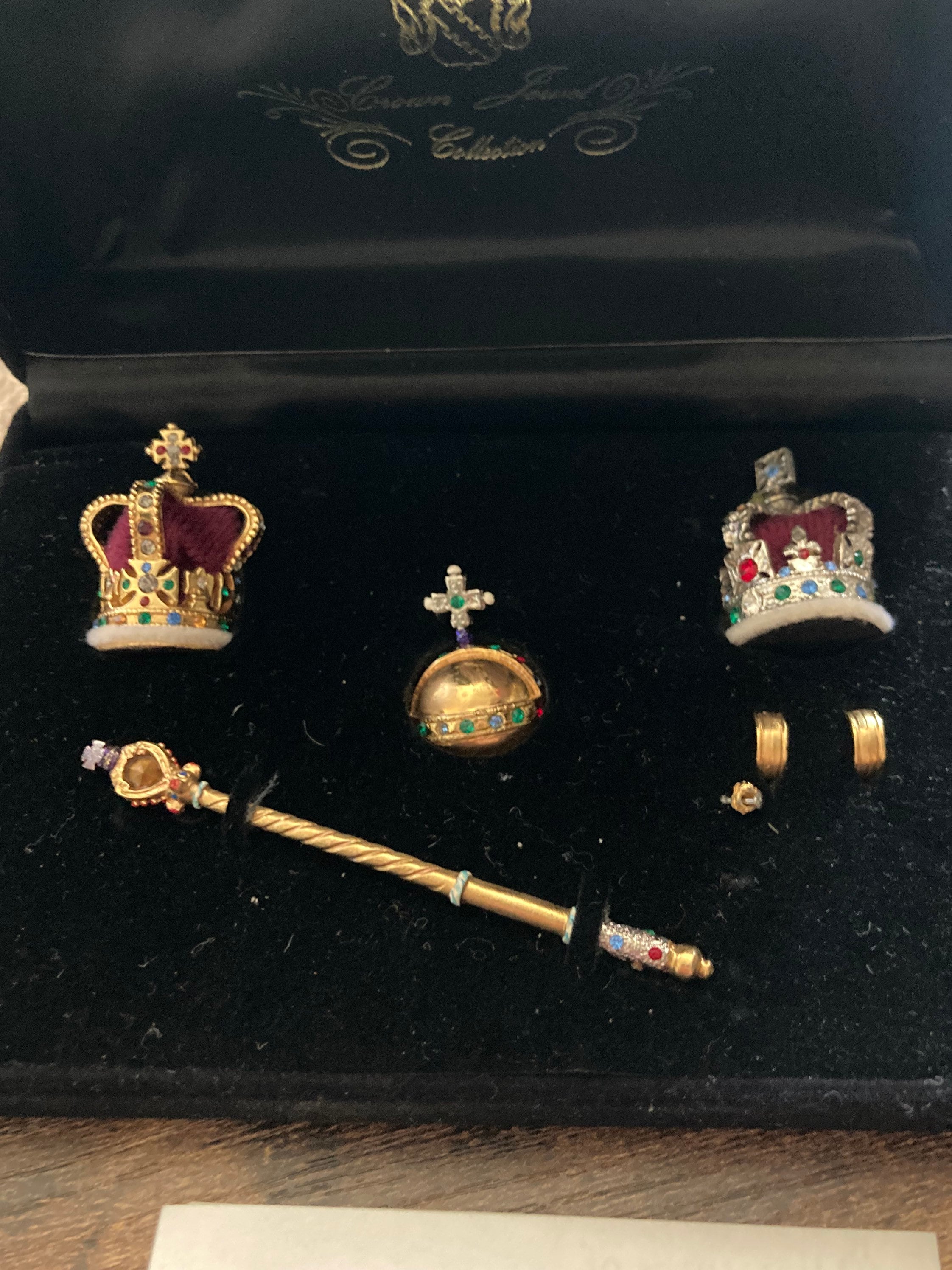 Miniature Set Of The Coronation Royal Crown Jewels In Presentation Box miniature-set-of-the-coronation-royal-crown-jewels-in-presentation-box