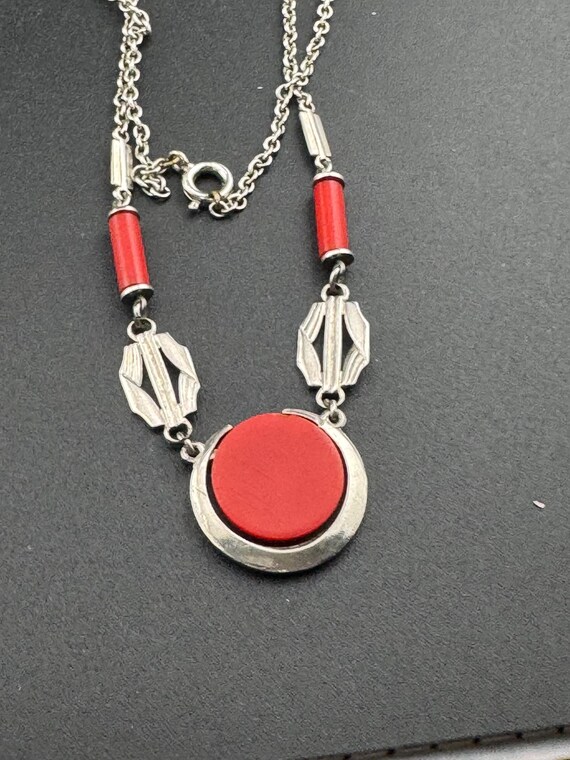 Art Deco Red Bakelite Necklace: Silver Chrome, 1930s Style (43cm)