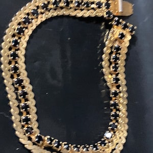 Vintage 1950s woven mesh gold tone cuff bracelet black 18cm