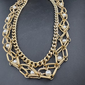True vintage 1979s 80-93cm Retro Ladies faux pearl gold tone beaded fashion chain belt