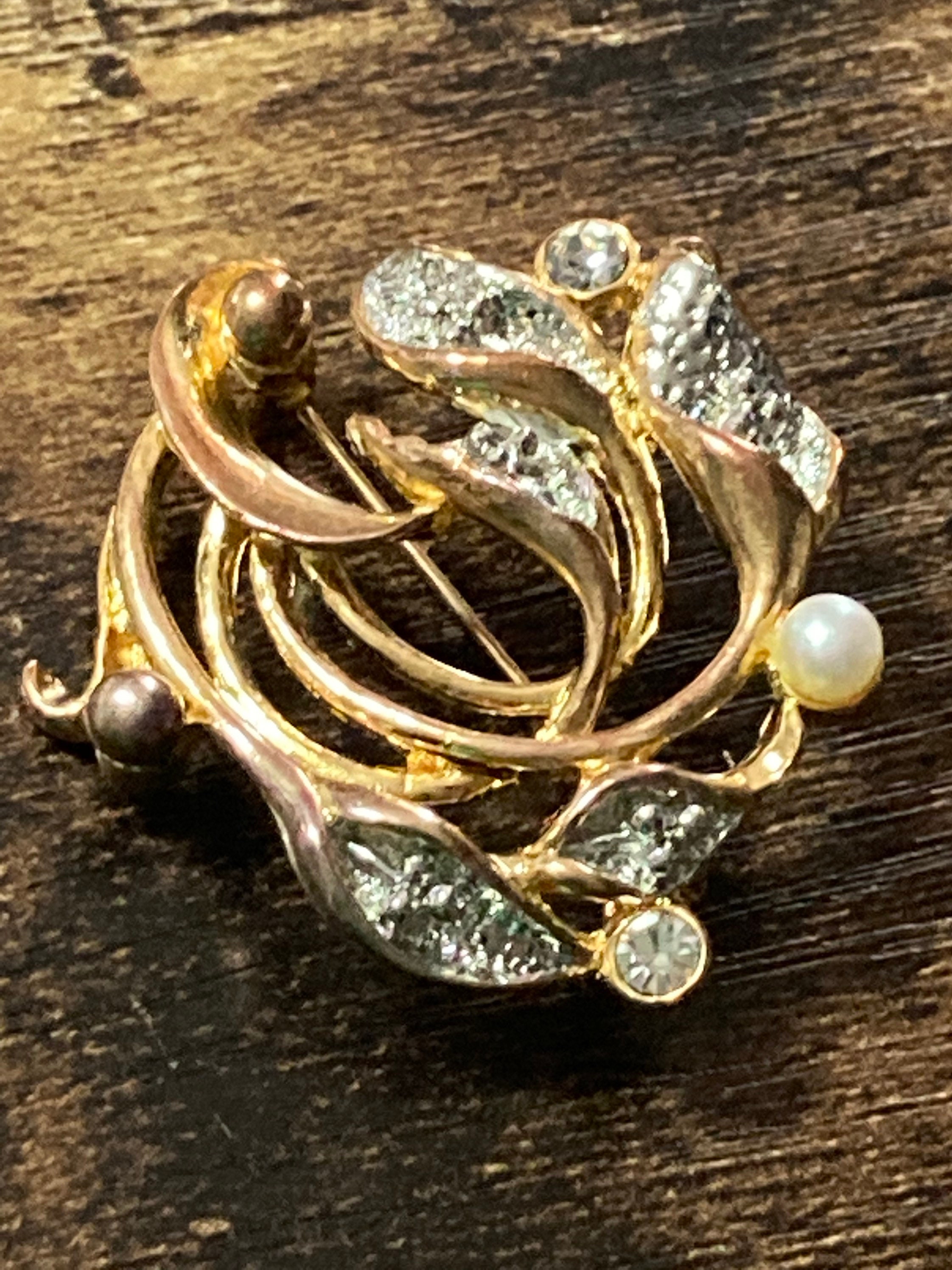Movitex brooch deals