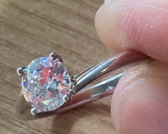 UK SIZE P 2.29gm dainty Retro Vintage 925 sterling silver solitaire dress ring set with clear glass diamante stone