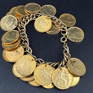 vintage oversized fully loaded farthing Gold tone coin charm bracelet 19cm