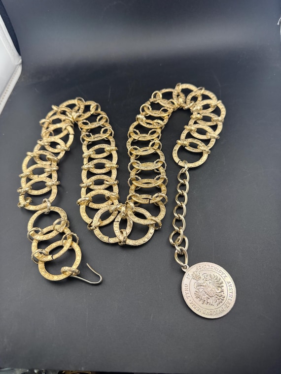 Vintage Lightweight Aluminium Champagne Gold Tone Wide Chain  display picture 3