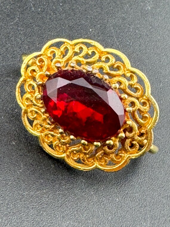 Large oval statement Gold Tone Ruby glass cabocho… - image 6