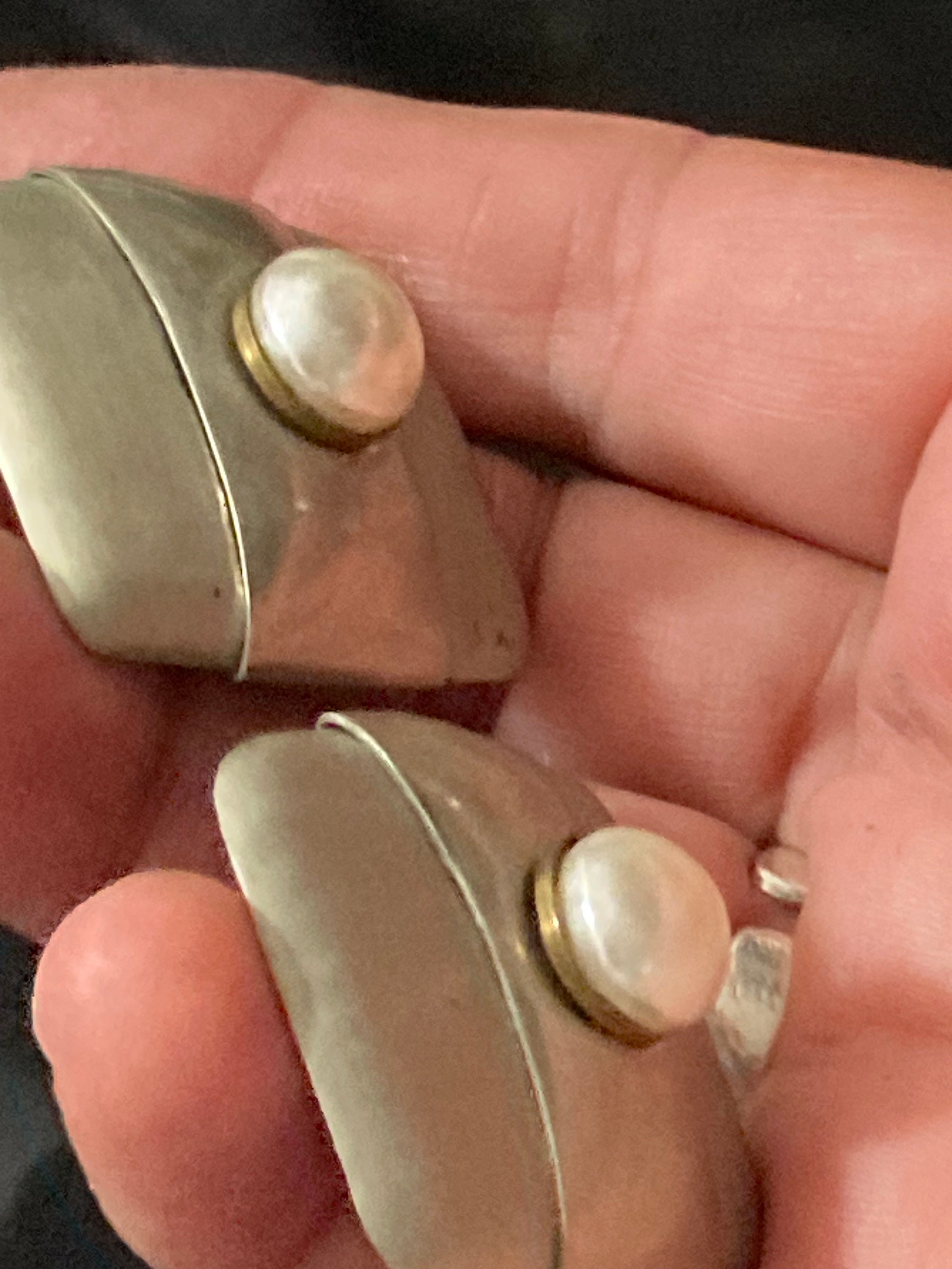 Clips D'Oreilles Vintage Signés Fabrice Paris - Occasion, Dorure Défraîchie - Manque De Perles