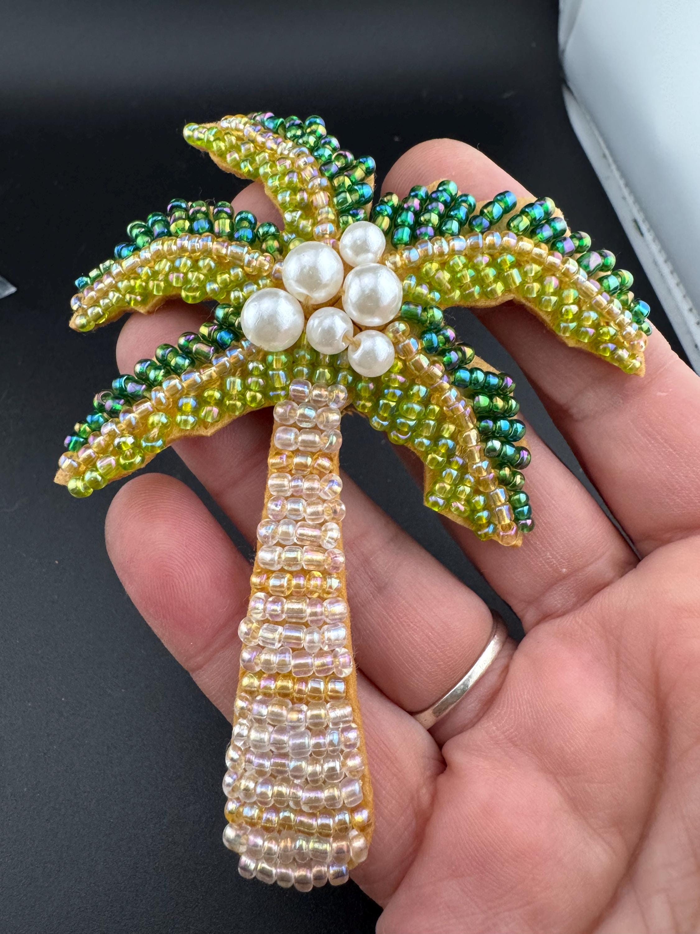 Faux Pearl Palm Tree Patch: Beaded Appliqué, 8cm