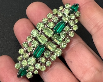 Uranium glass UV reactive emerald lime green diamanté Duette Dress Clip combination Brooch Art Deco
