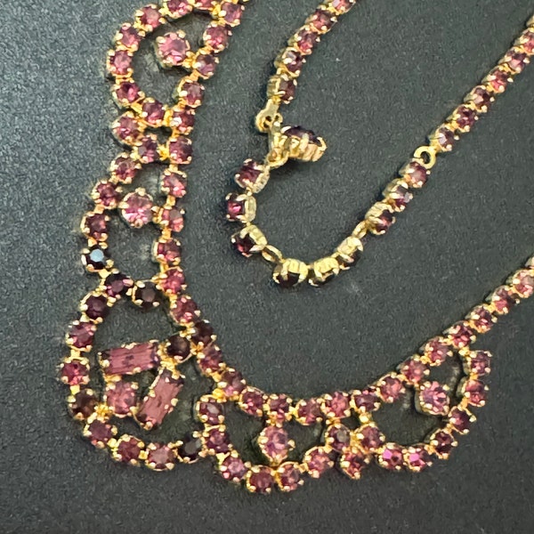 Amethyst Purple Glass Rhinestone Diamanté Paste Necklace Choker Mid Century 1950s 1960s Gold Tone Art Deco Hollywood Glamour