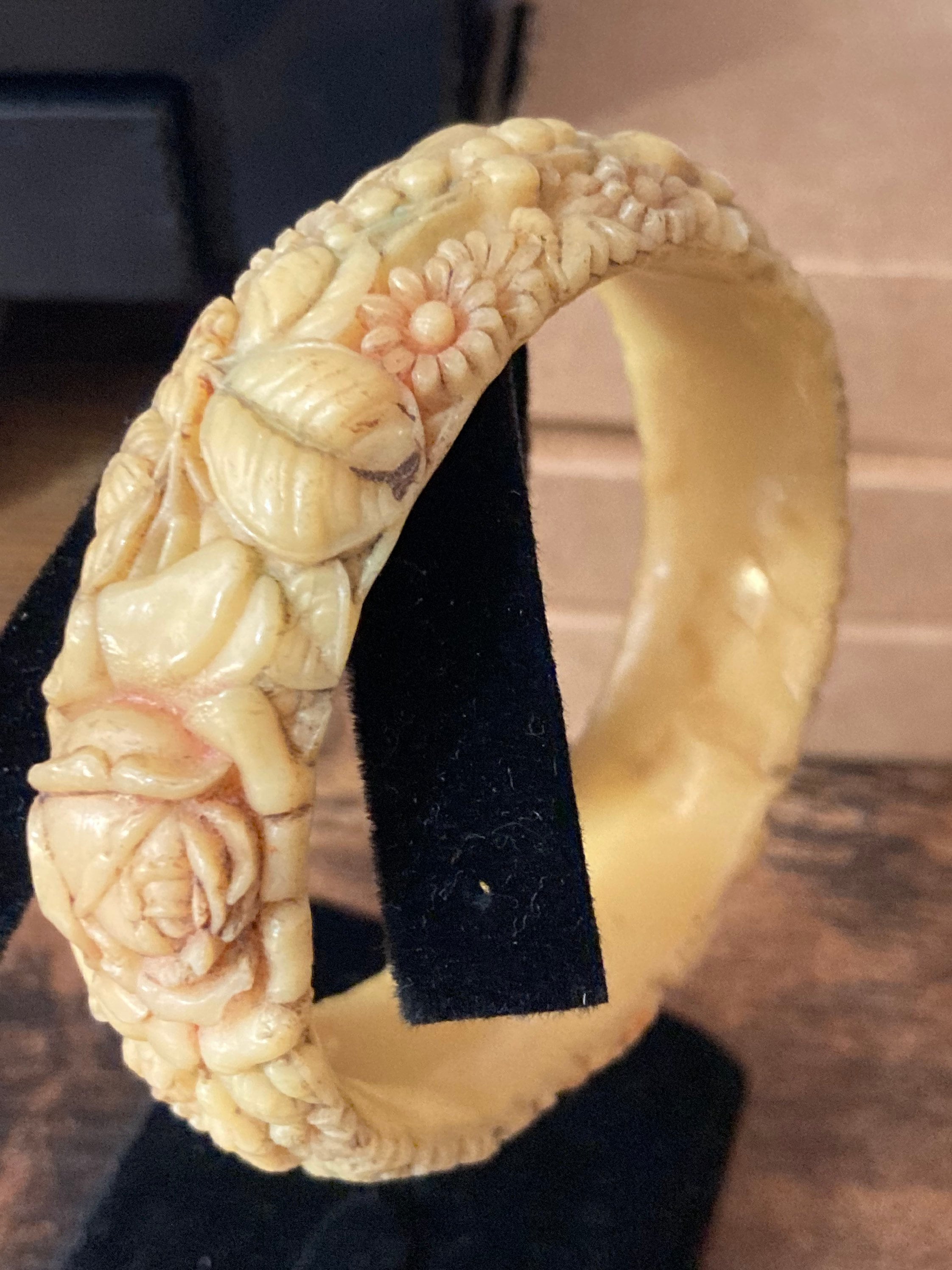 Antique african shop ivory bangle