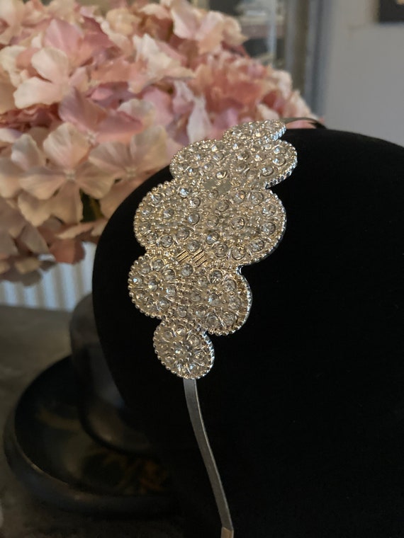 Diamanté Tiara Clear Crystal , Rhinestones Wedding Silver  display picture 3