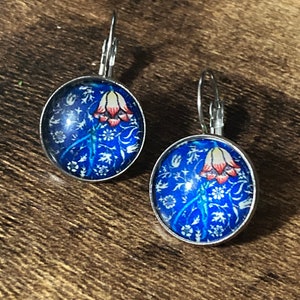 William Morris blue print earrings round glass cabochon 3cm drops
