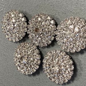 22 mm Set van 5 ronde, heldere diamanté strassknopen met lage koepel, zilverkleurig afbeelding 2