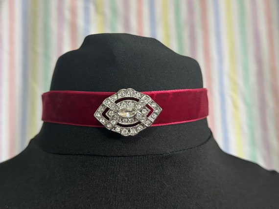 Berry dark red velvet choker necklace with clear … - image 2