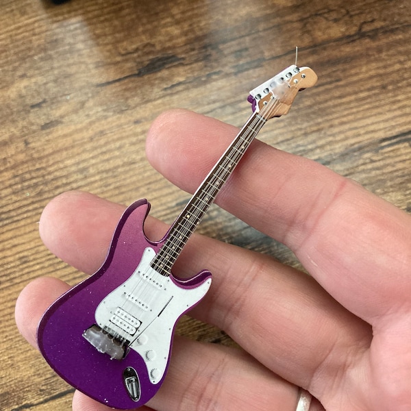 Purple Electric guitar cake topper decoration dolls house miniature musical instrument for rock guitarist