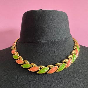 vintage lightweight gold tone embossed pink and lime green enamel choker necklace
