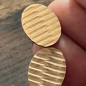 modernist men’s gold tone oval textured plain cufflinks