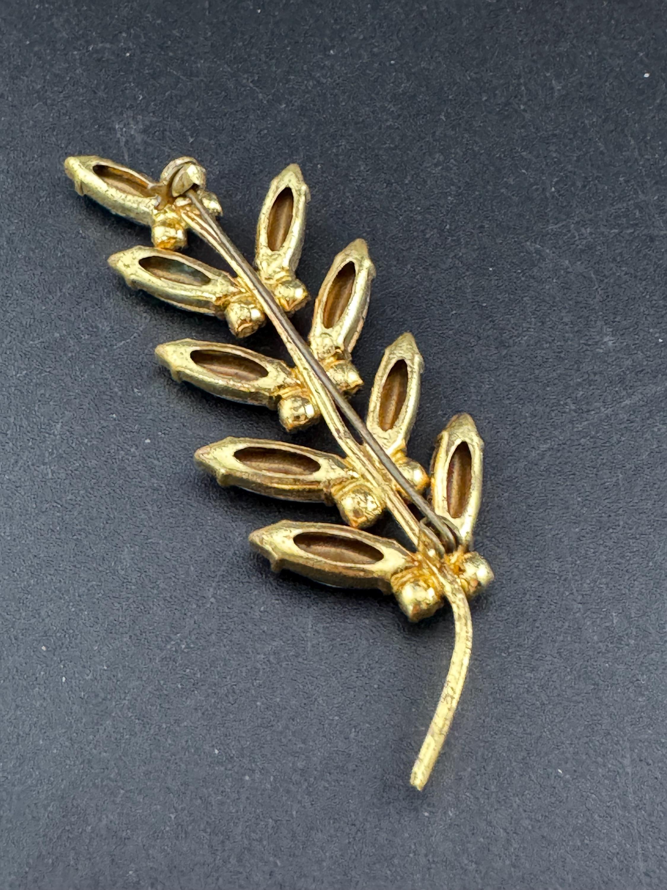 Broche Vintage Cristaux, Saphir, Diamant Et Perle - Bijou Ancien De Qualité *4072