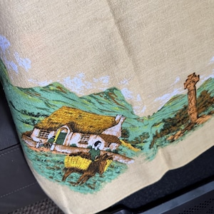Vintage Irish country cottage scenes large tablecloth 126 cm square weighty fabric , Ireland tearooms