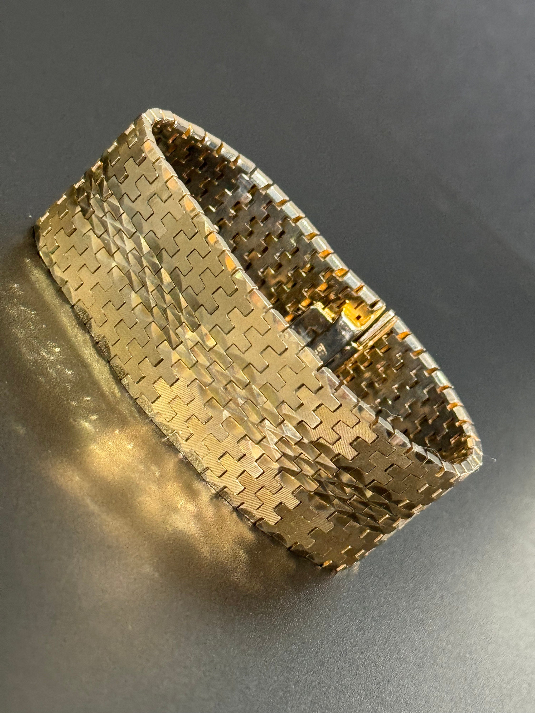【関税込み】Aurelia Cuff / Narrow Season 6 Gold-Plated Aurelia Cuff / Narrow Season 6 Gold-Plated