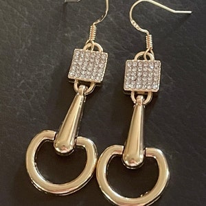 Handmade stirrup horse bit dangly diamanté snaffle earrings gold tone equestrian