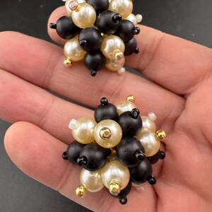 Boucles D'oreilles Clips Perles De Jais Noires Vintage - Occasion Bon état