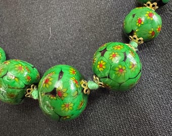 Green ceramic Beaded Necklace: Art Glass, Magnetic Clasp