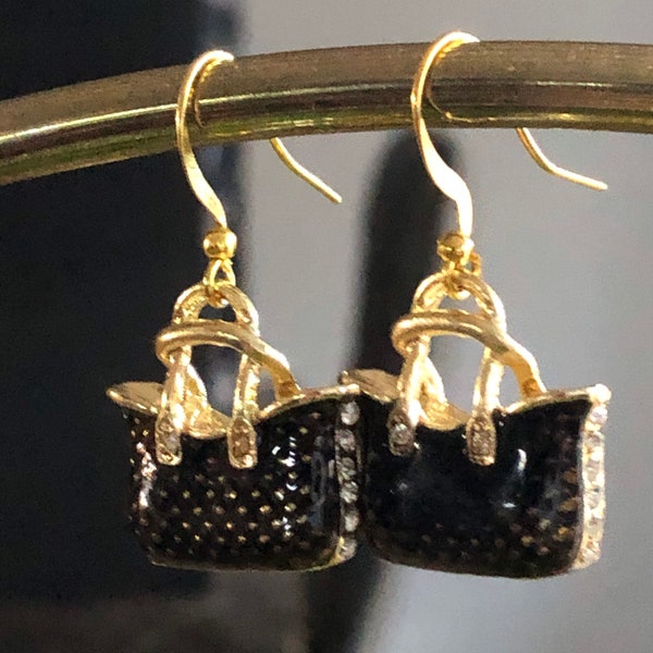 Boucles d'oreilles sac fourre-tout dorés noirs en émail avec strass