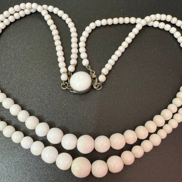 vintage white Milk glass round knotted double strand 2 row beaded necklace