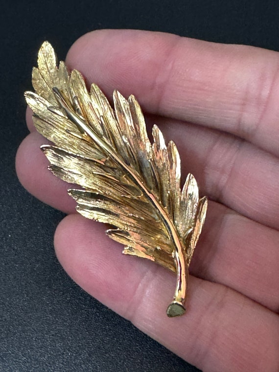 Broche Vintage Feuille Dorée Années 80 - Zircon, Plaqué Or