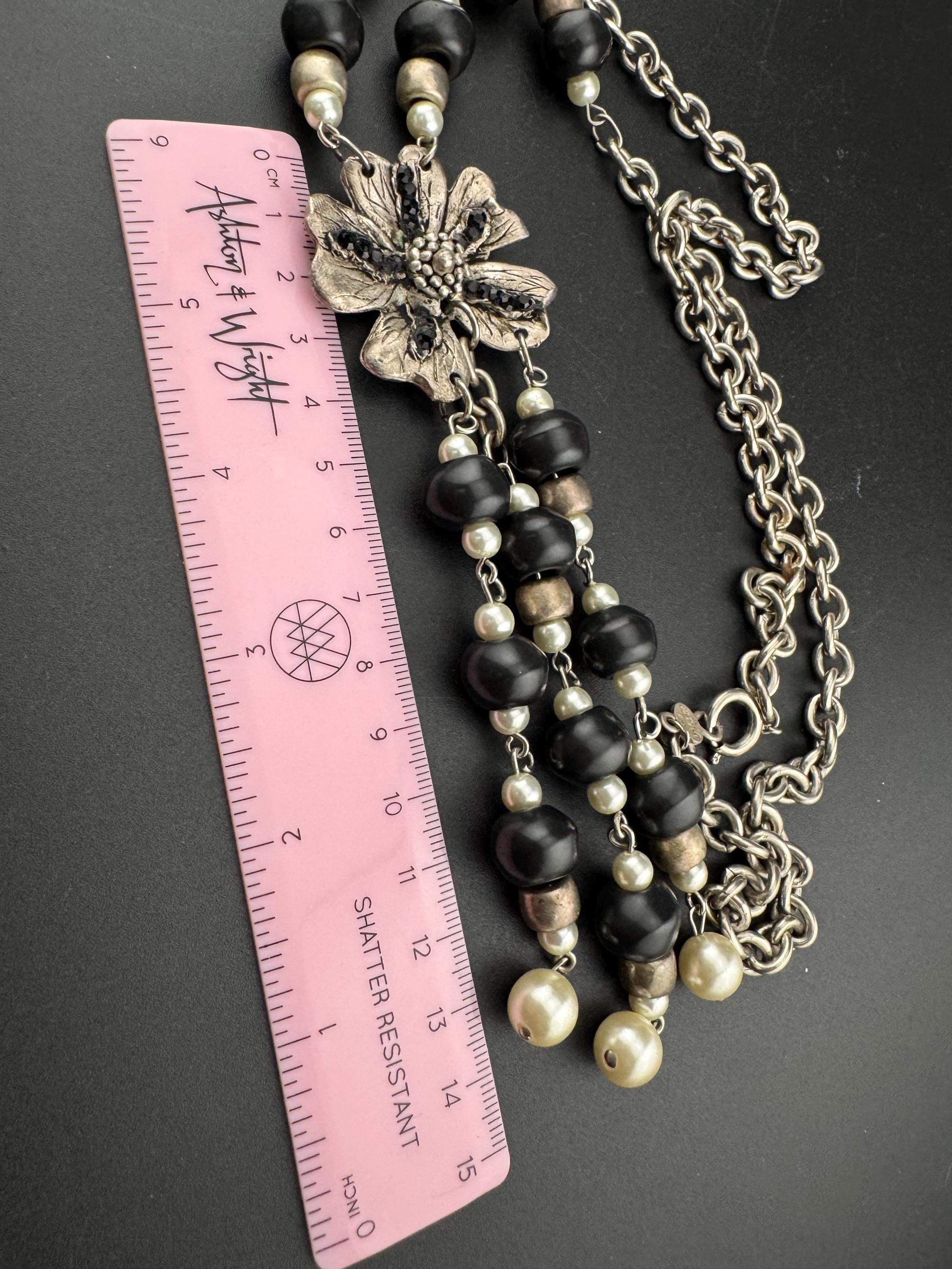 Collier Vintage Jacky De G Paris - Pendentif En Métal Doré - Bijou Ancien Et Charmant