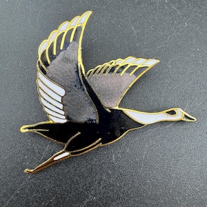 1980s Japanese crane bird cloisonné enamel grey and black gold tone brooch unused old shop stock
