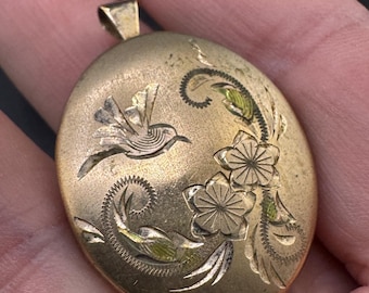 14ct gold filled engraved bird Locket, Vintage Oval Keepsake | 3.5 Cm