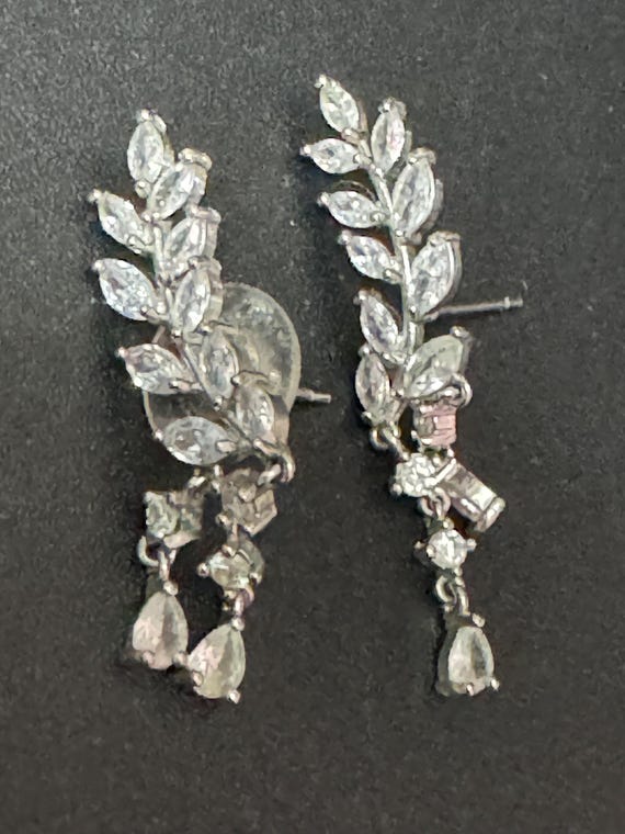 Boucles D'Oreille Vintage Argenté Avec Strass - Double Rang Pendantes - Occasion
