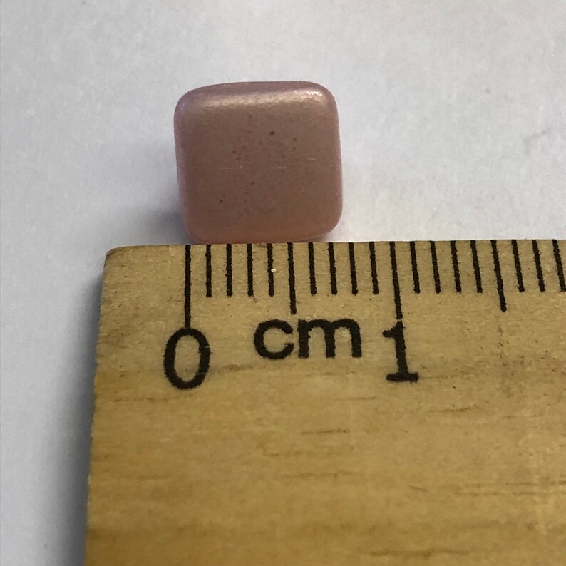 job lot 17 pretty soft pastel pink glass square buttons Antique Vintage Sewing Bridal Buttons 7mm 8mm Art Deco 1920s 1930s 1940s