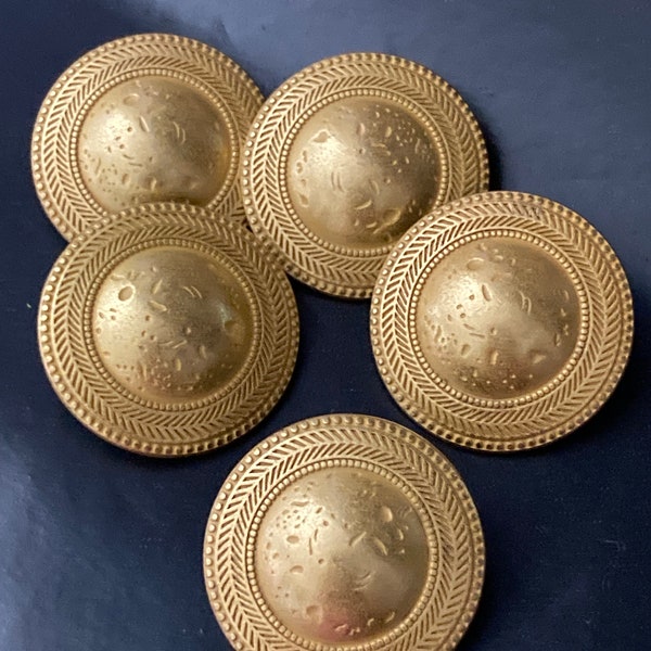 5 x 25mm antiqued gold tone round beaten textured coat buttons
