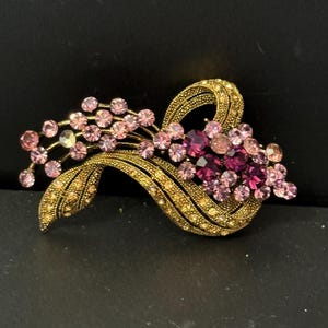 Signed ROM Canadian Vintage amethyst purple copper tone floral Brooch