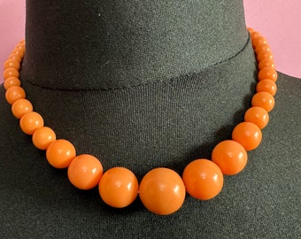 Collier Vintage En Perles Plastique Orange Fin - 96 Cm - Élégant Et Rétro