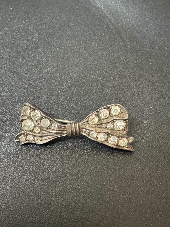 Vintage 925 Small Sterling Silver Rhinestone Paste Bow  display picture 2