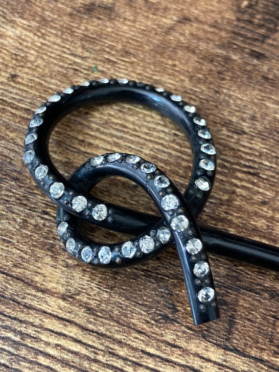 Art Deco Rhinestone Hat Pin: Black Bakelite Diamante Paste  display picture 1
