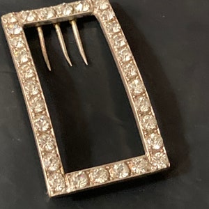 Antique clear paste set diamanté 3 print fur clip with pin for brooch