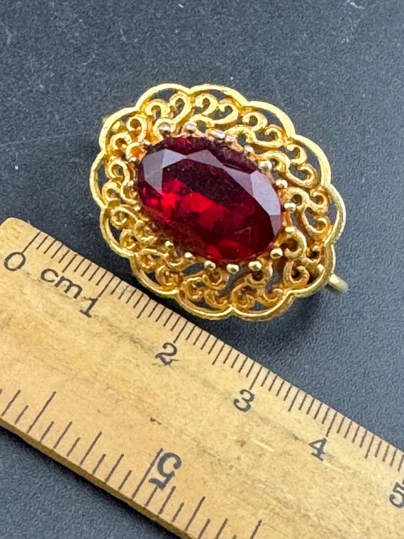 Large oval statement Gold Tone Ruby glass cabocho… - image 5